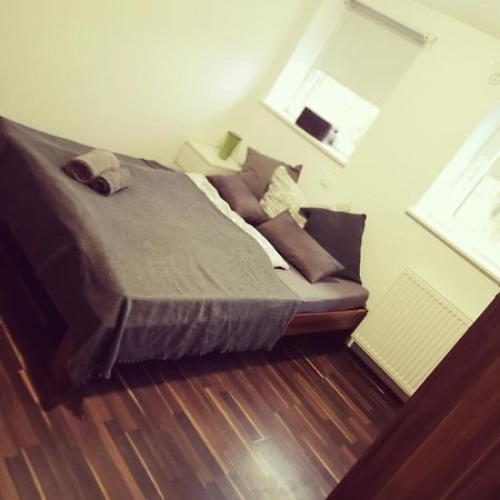 Stedinger Landhotel & Cafe Berne Екстер'єр фото